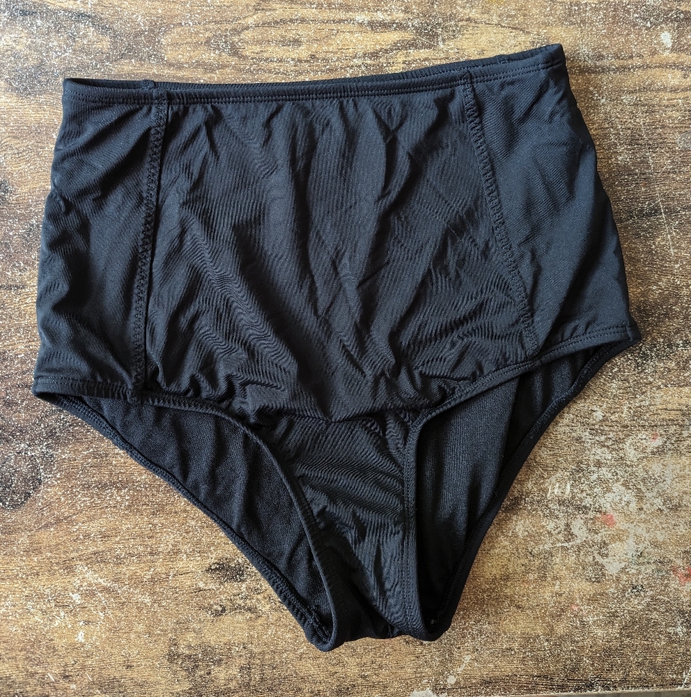Athleta Full Coverage High-Waisted Black Swim Bottoms S small